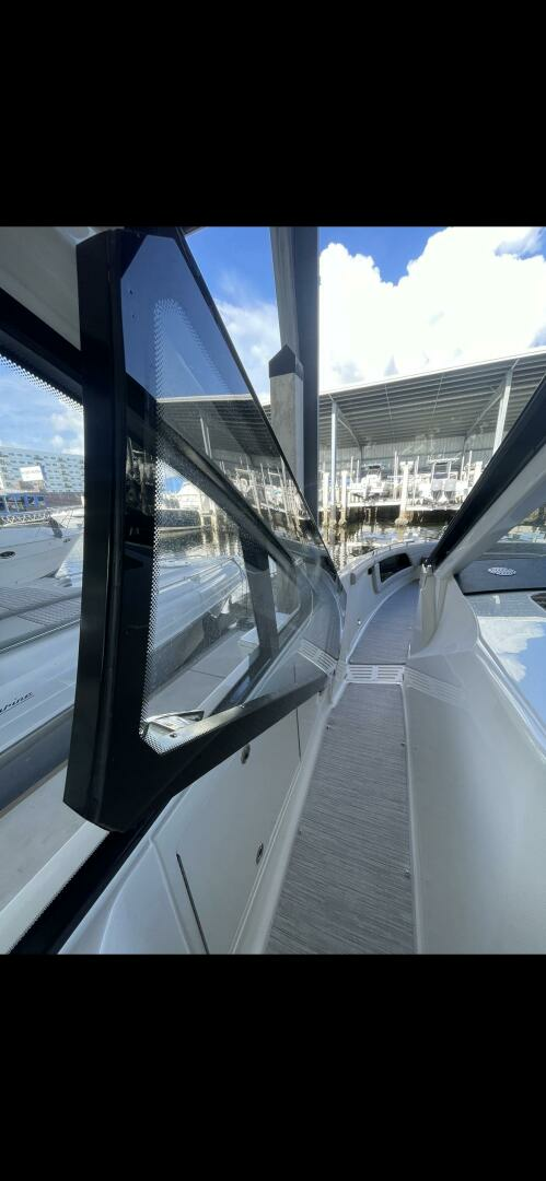 2022 Sea Ray — - Image 45