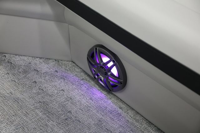 2026 South Bay LE 224 RS 2.75 JAWS EDITION TRITOON - 18