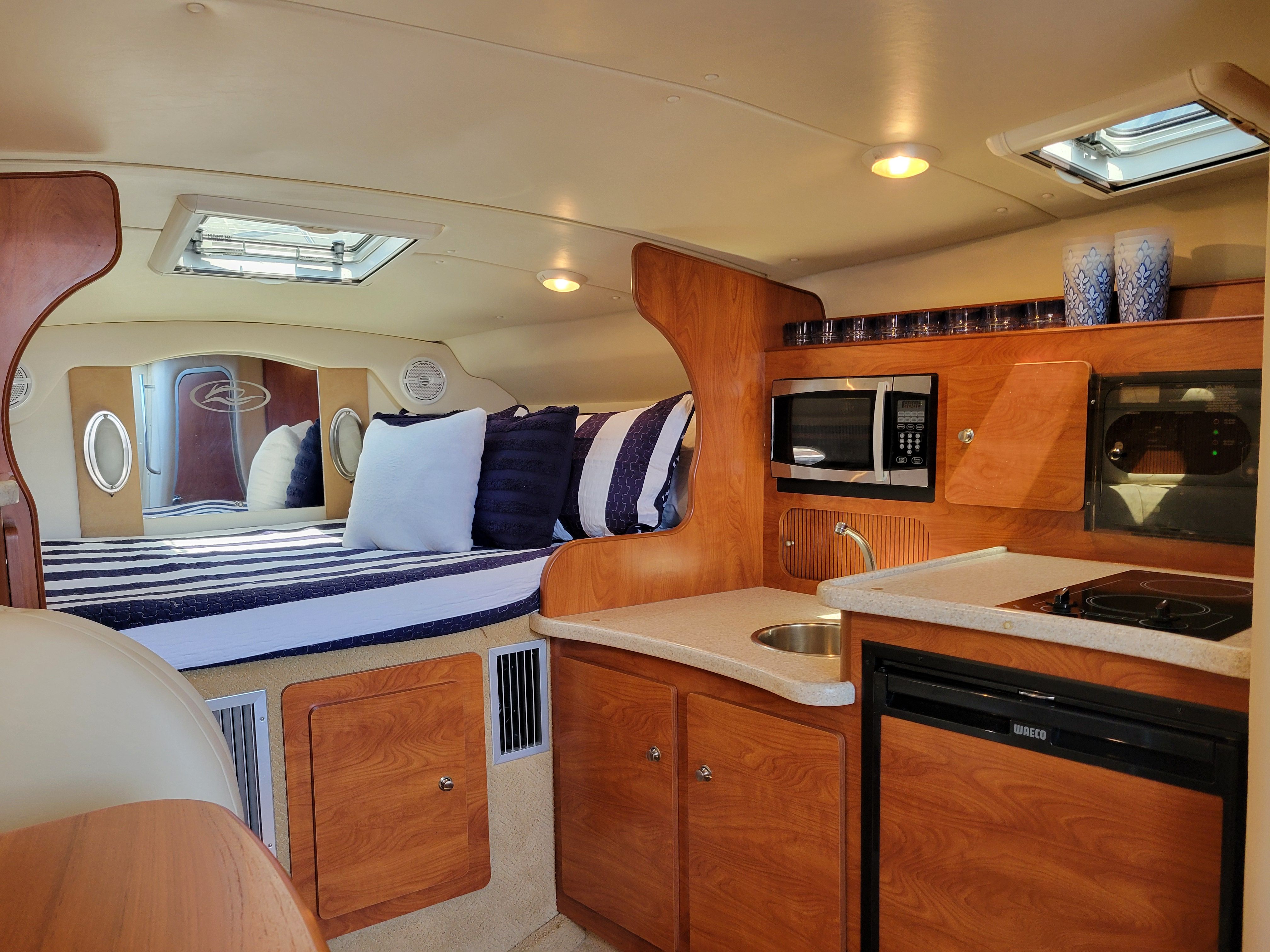 2008 Rinker Express Cruiser - 7