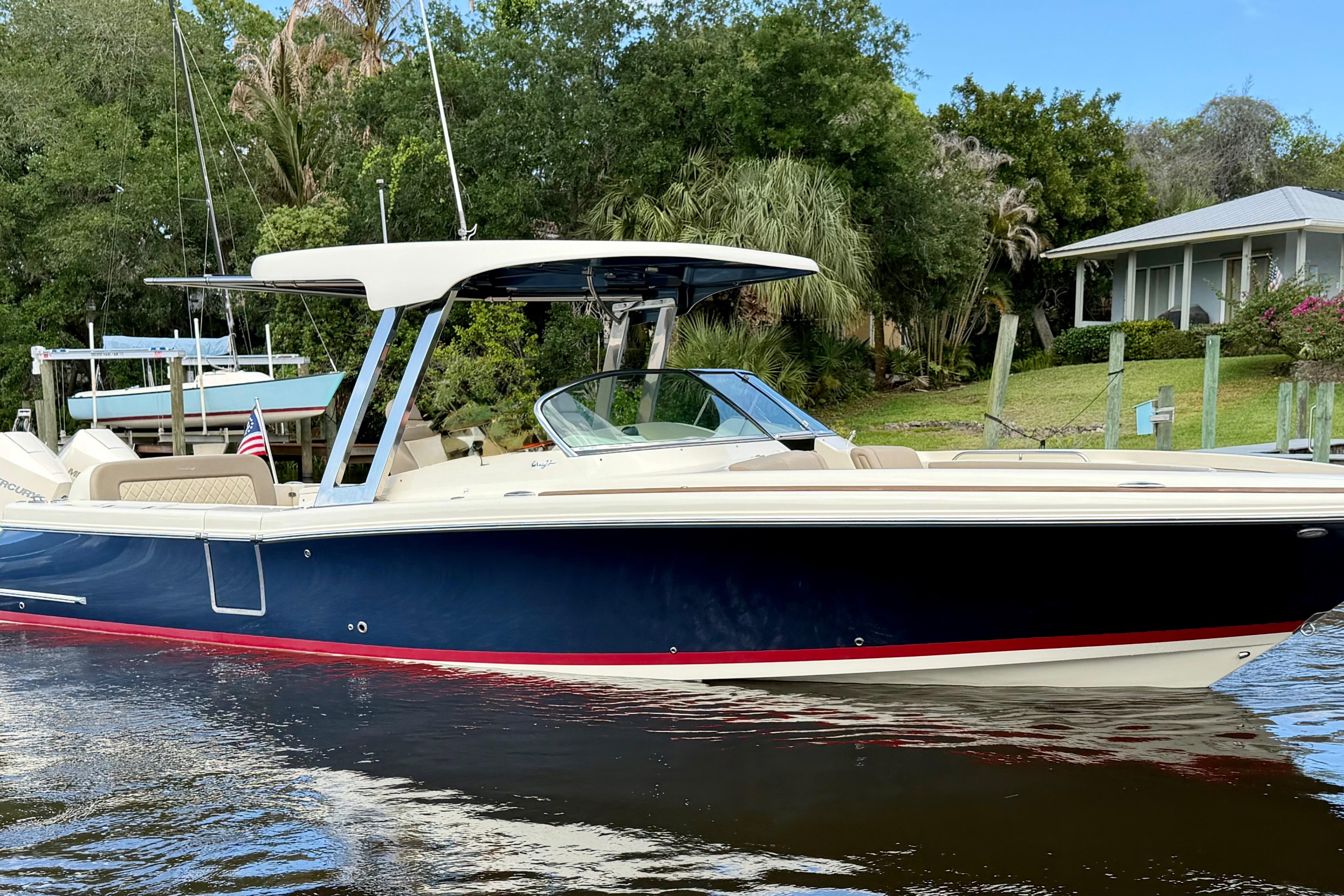 2023 Chris-Craft Calypso 30