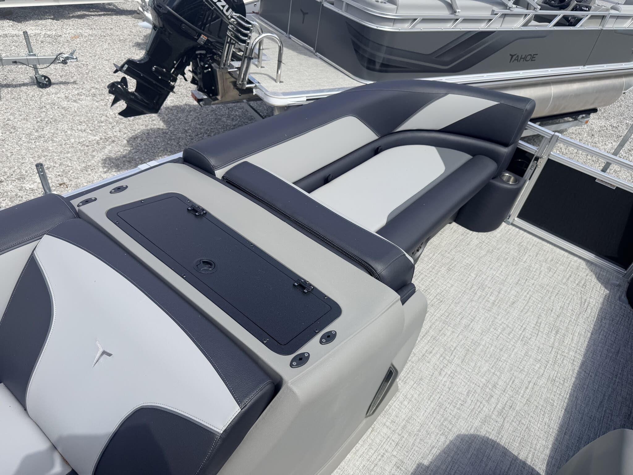 2026 Tahoe Pontoon Boats Sport 85 23 ELITE WINDSHIELD-140HP - 10