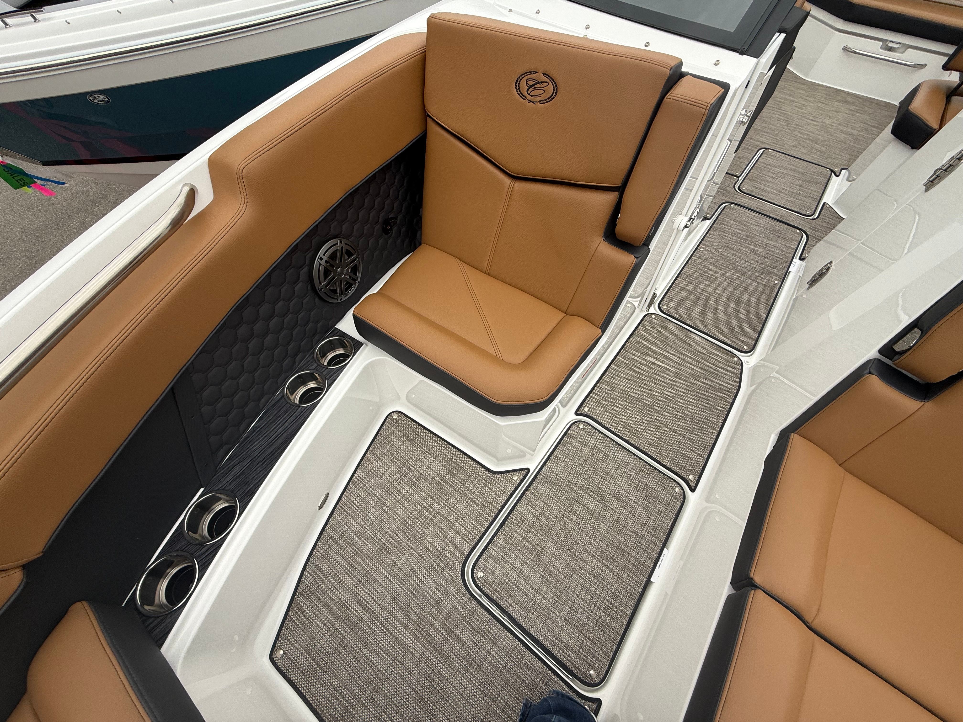 2026 Cobalt R8 Surf - 19