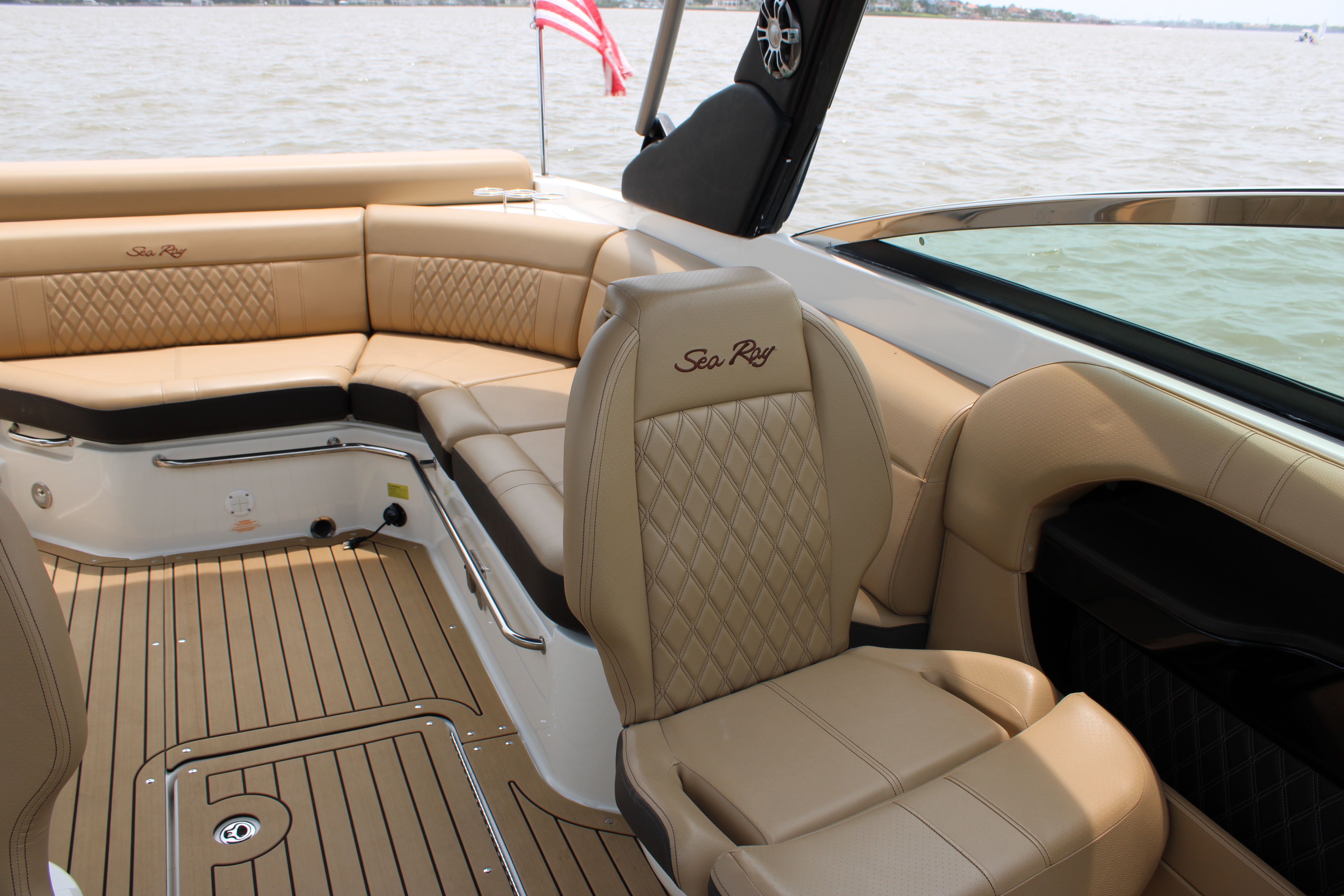 2020 Sea Ray SLX 280 - 40