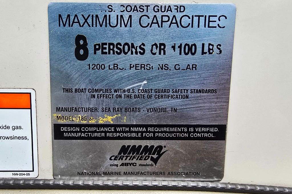 2006 Sea Ray 185 Sport capacity plate, 8 persons or 1100 lbs, NMMA certified.