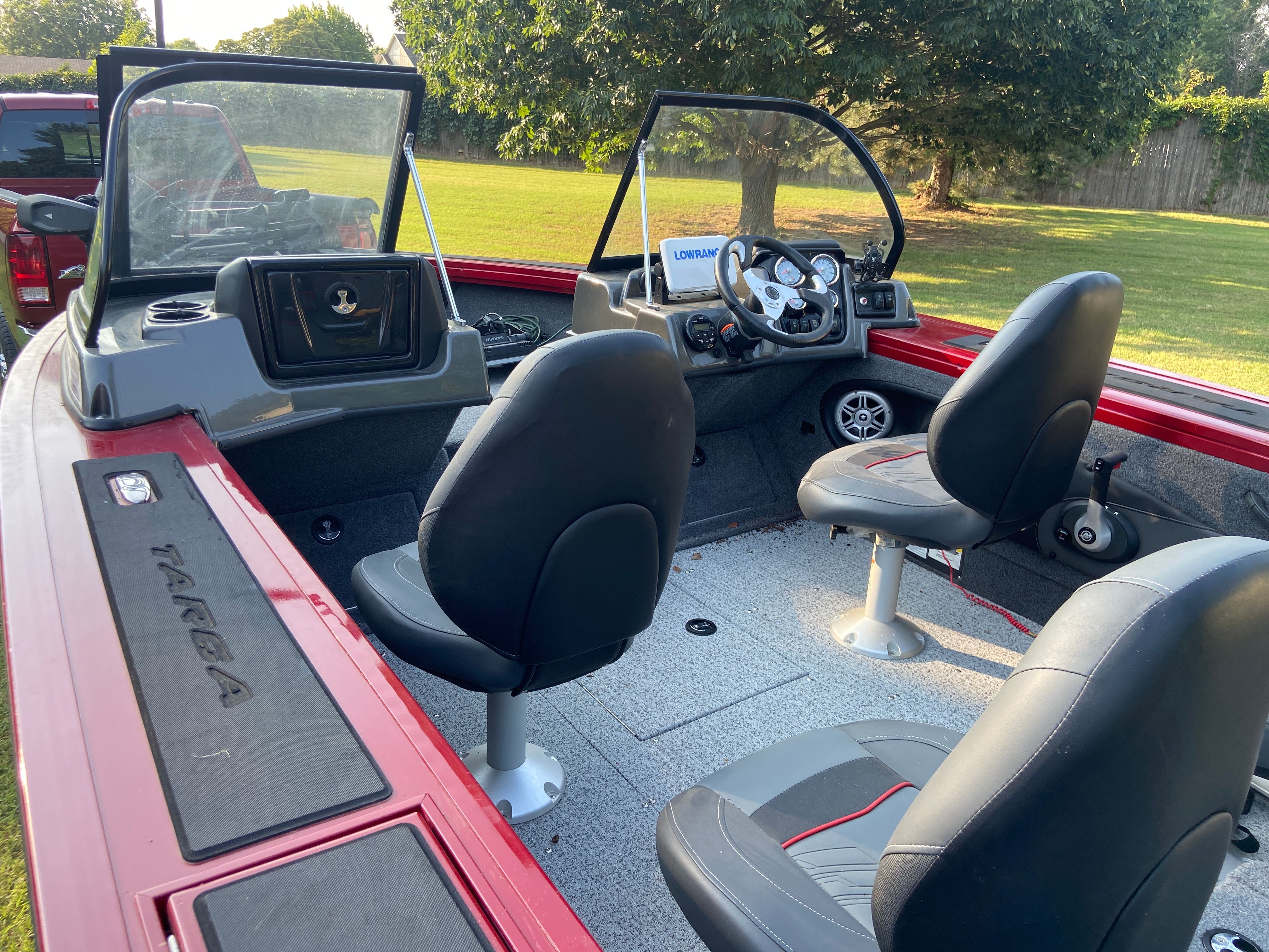 2022 Tracker Targa V-18 WT - 12