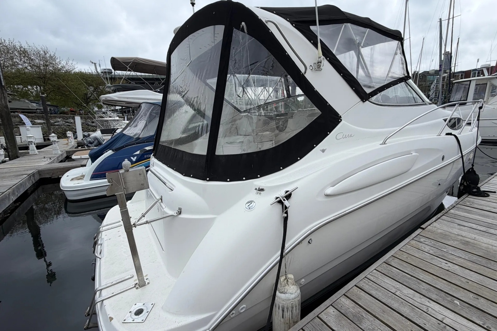 1999 Bayliner 3055 Ciera - Image 6