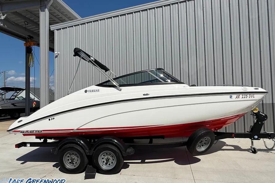 2021 Yamaha Boats SX210