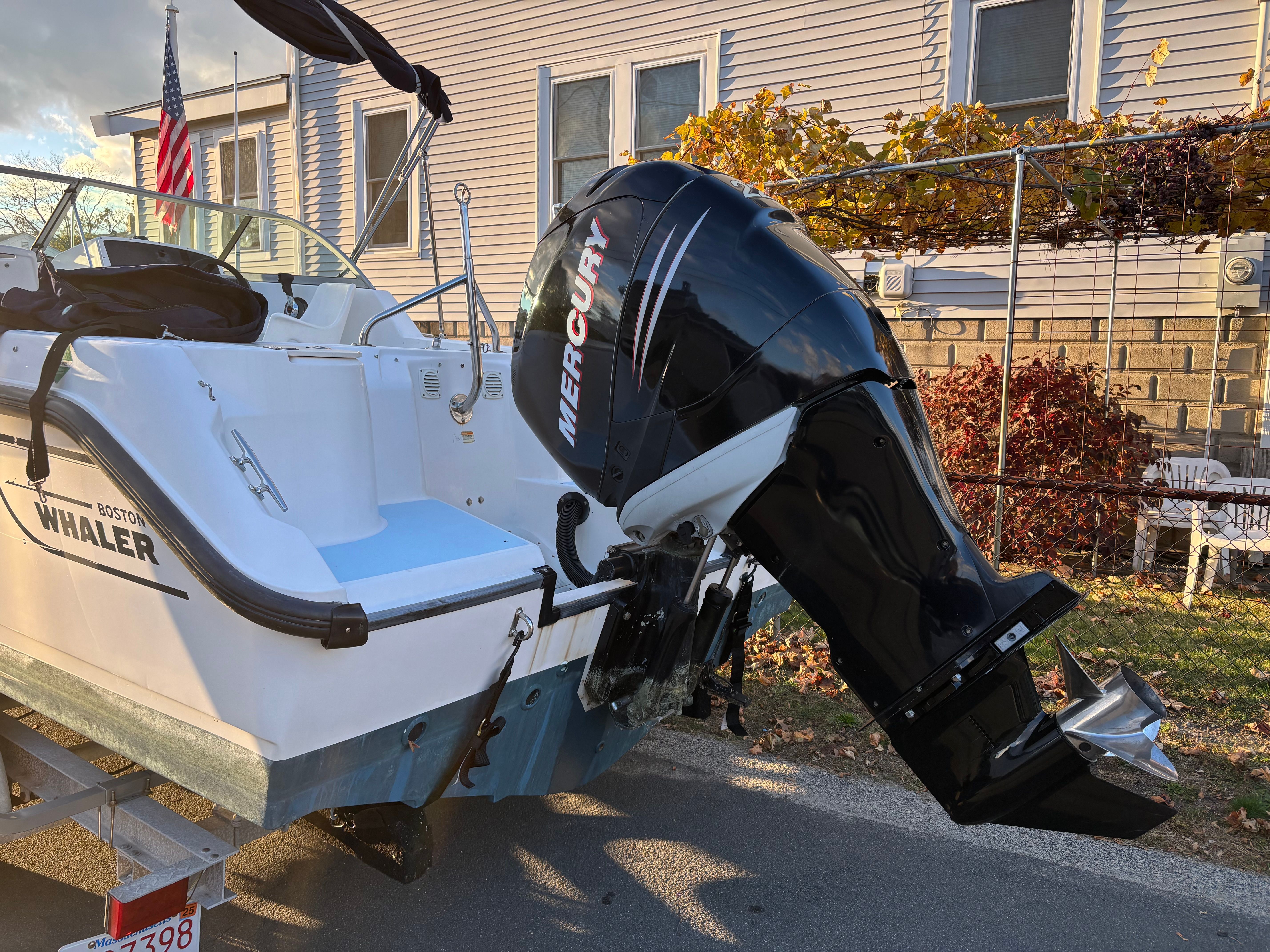 2005 Boston Whaler 210 Ventura - 22