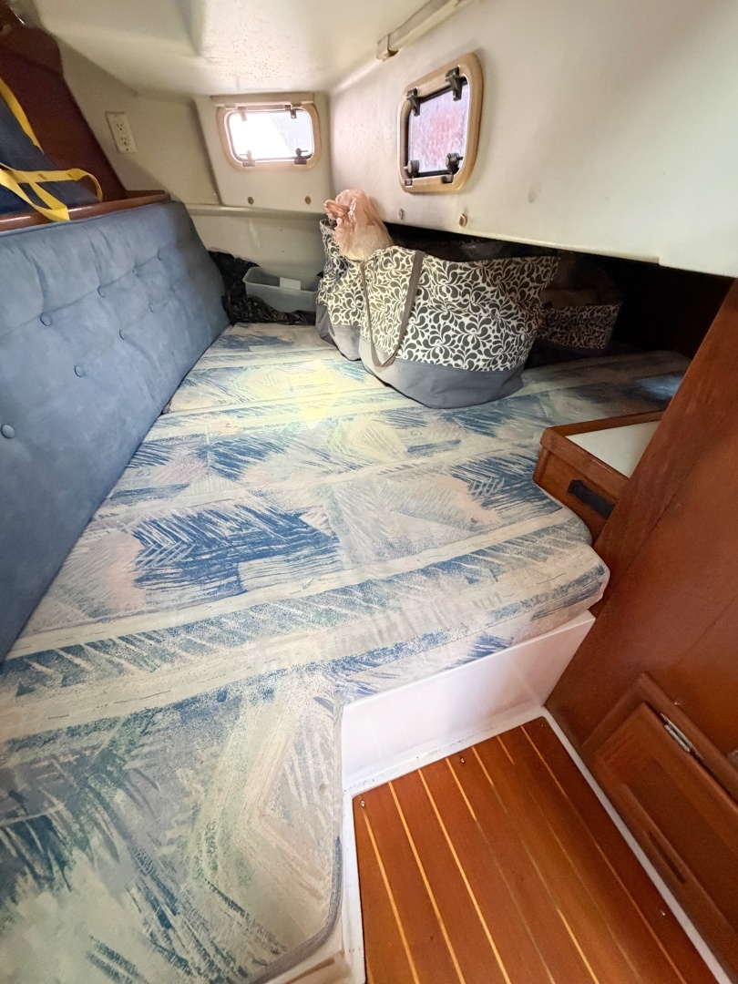 1996 Catalina 36 Mk II - Image 30