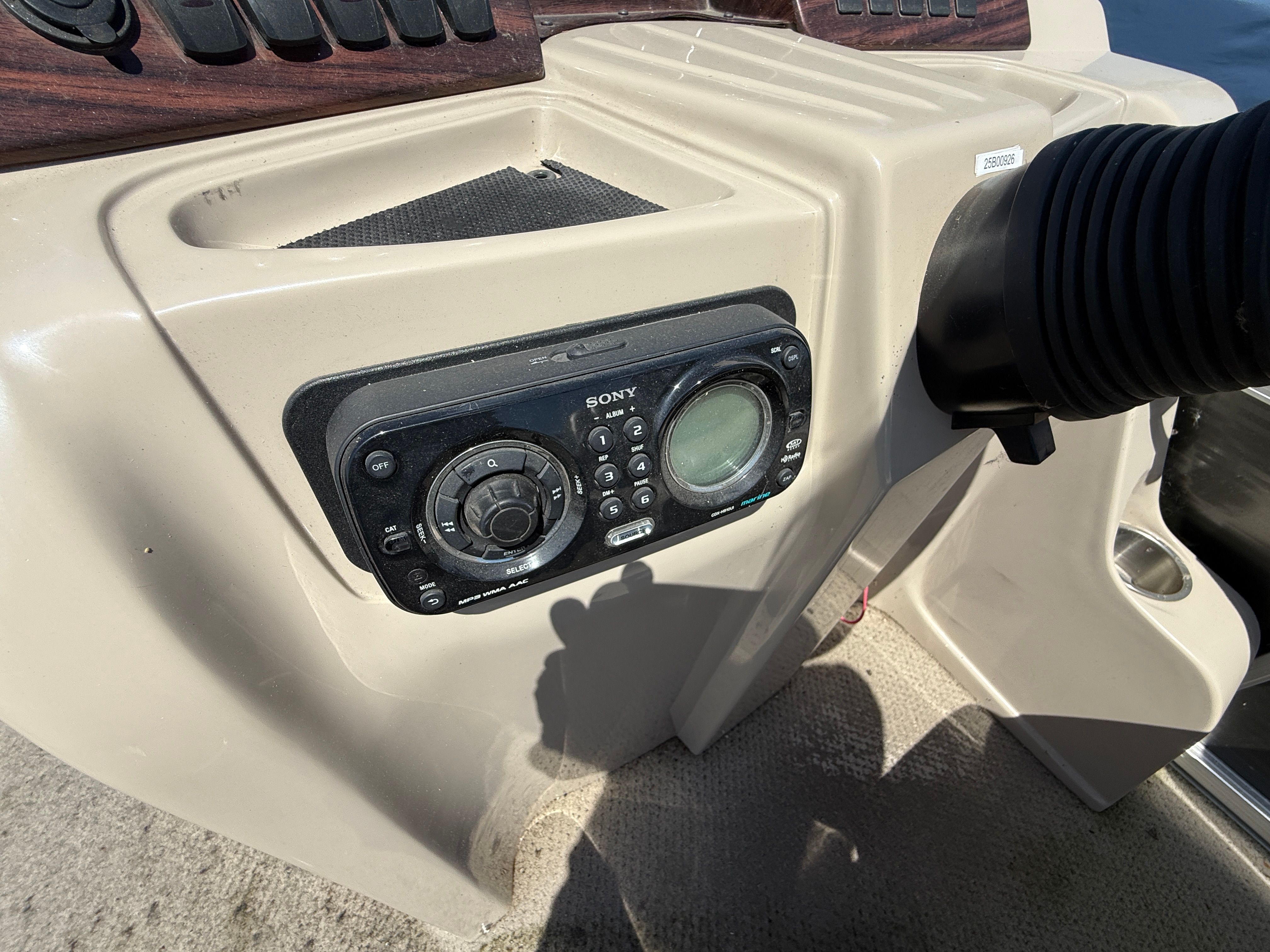 2014 Avon 19LS - 12