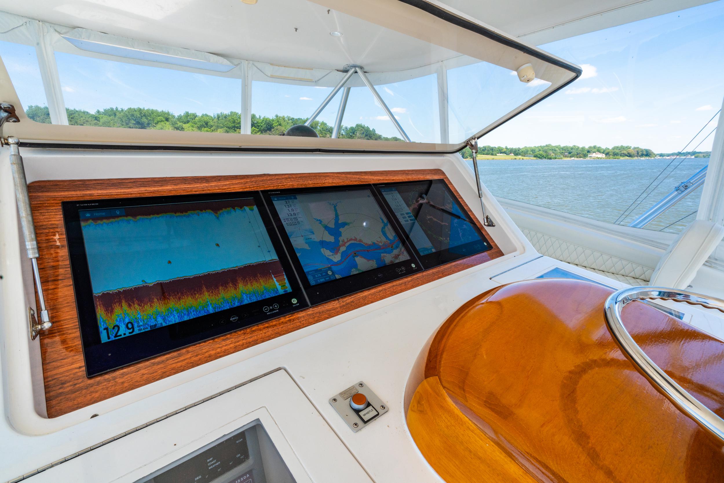 2006 Viking 68 Convertible - 21