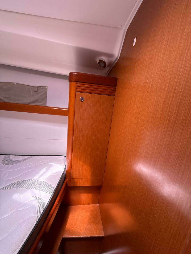 2012 Beneteau 43 - Image 90