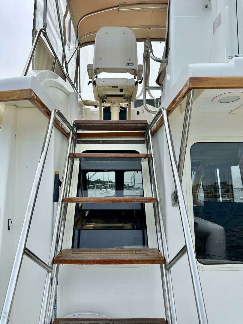2002 Sabreline 36 Flybridge - Image 28