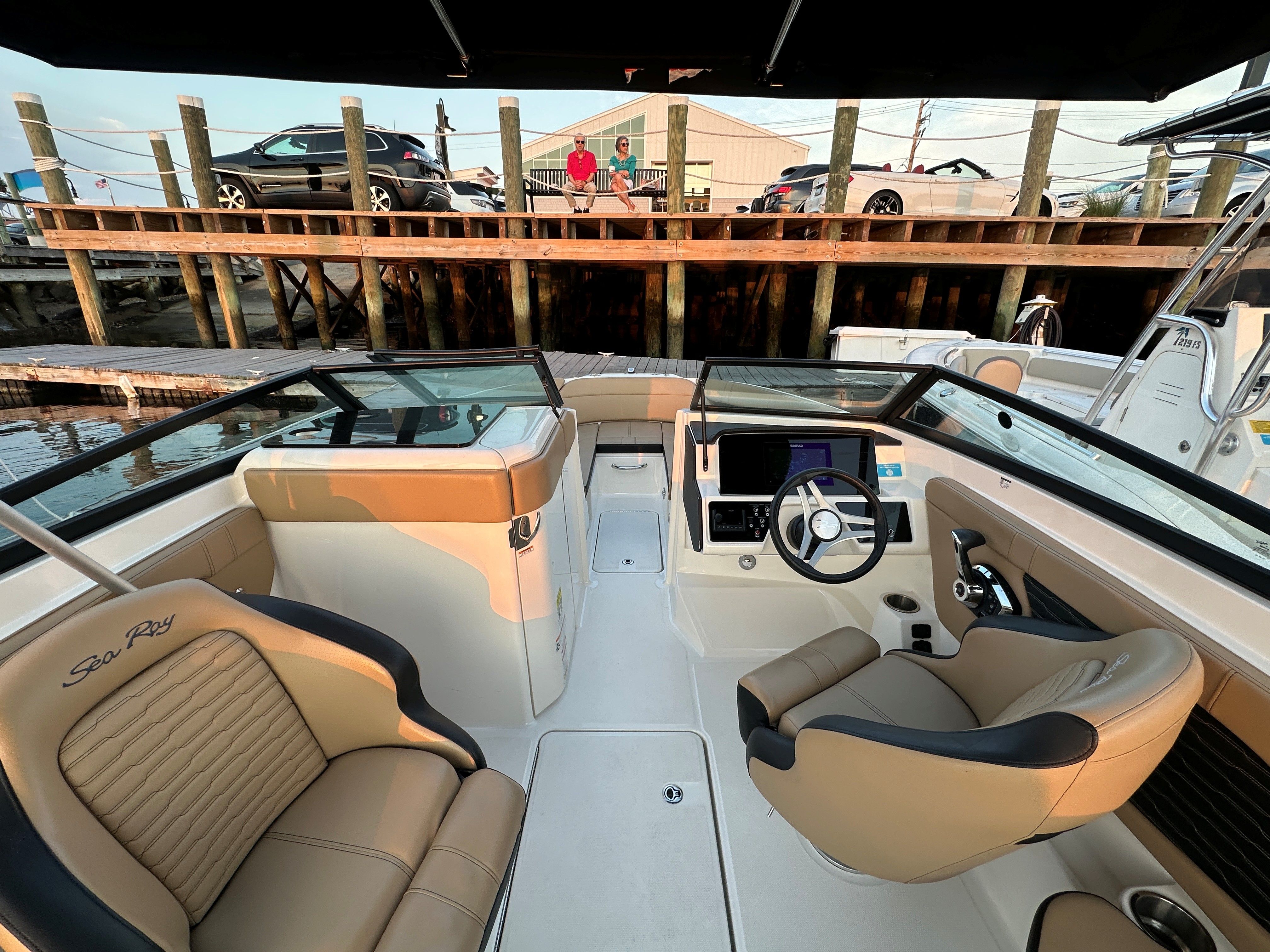 2023 Sea Ray SPX 230 Outboard - 3
