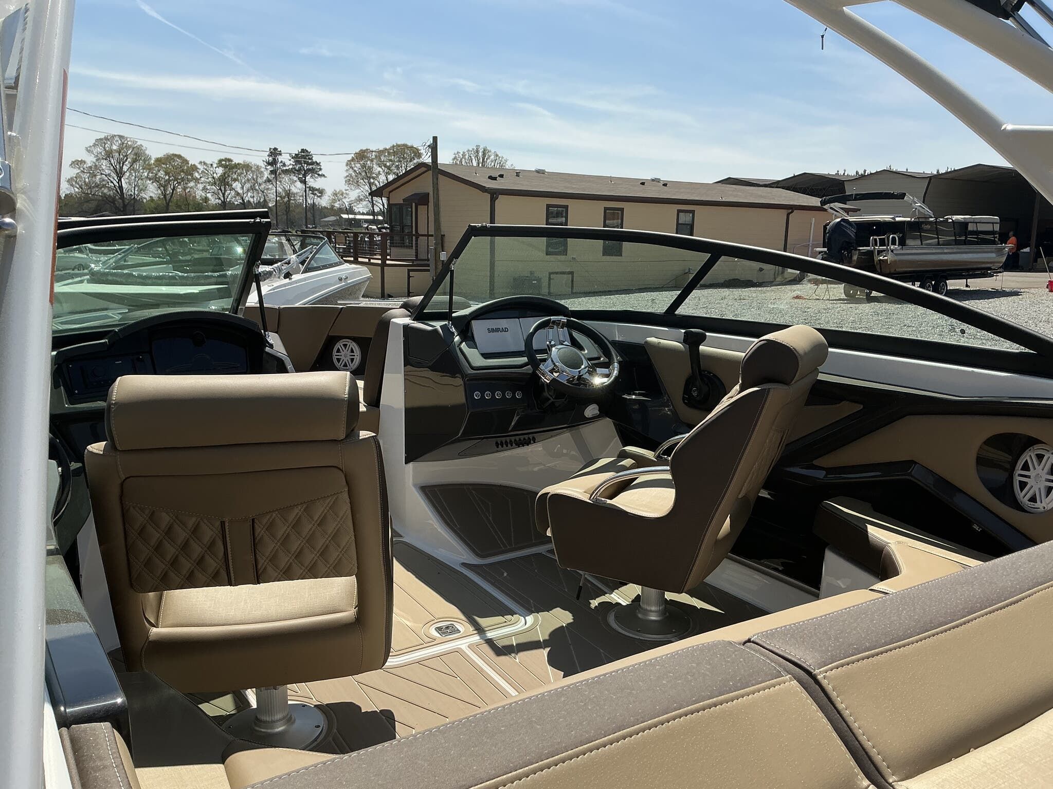 2025 Monterey 218SS Super Sport - 13