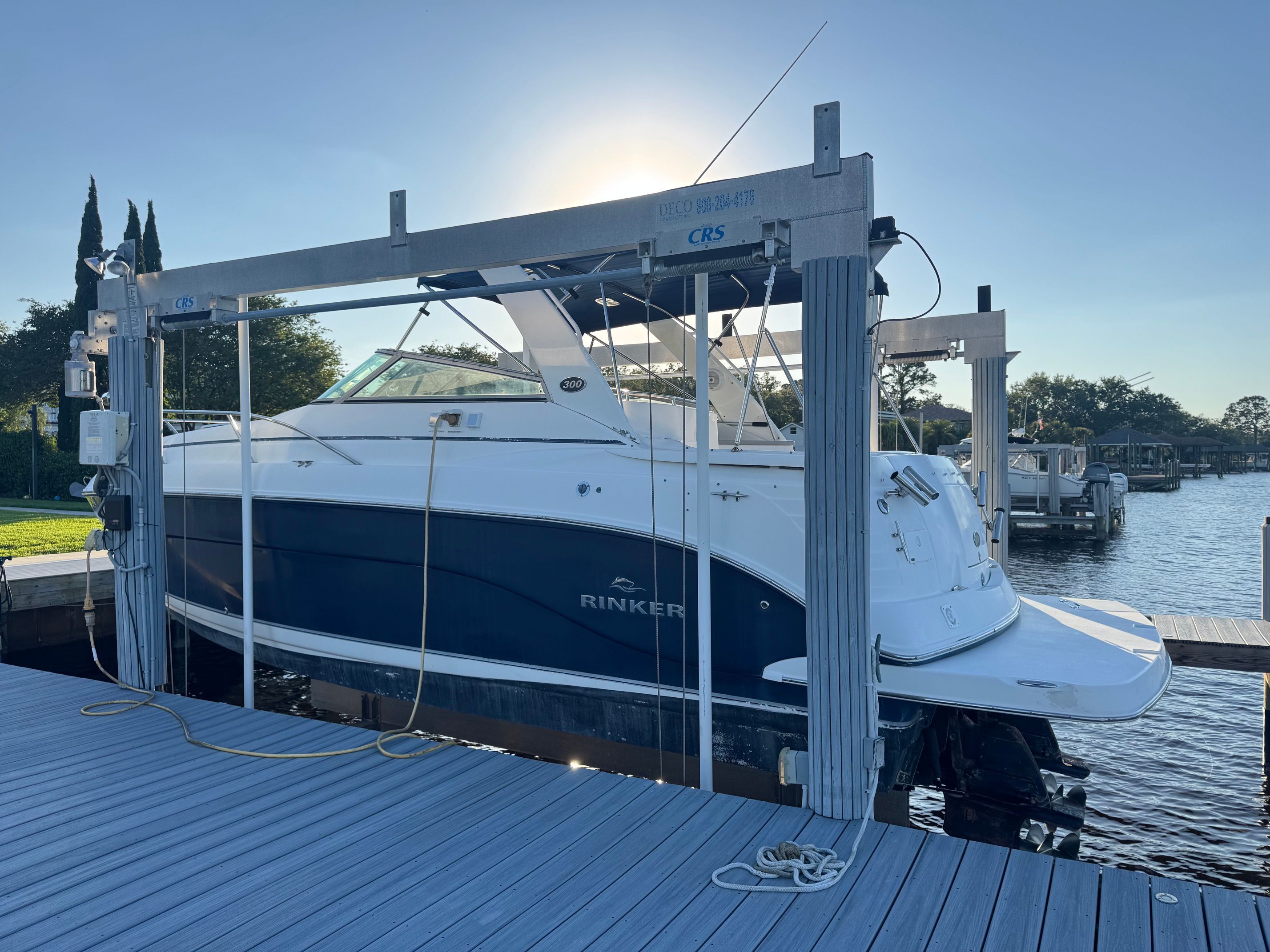 2007 Rinker 300 Express Cruiser - 2