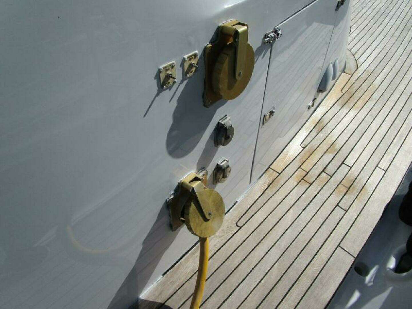 1986 Burger Flush Deck with Flybridge - Image 48