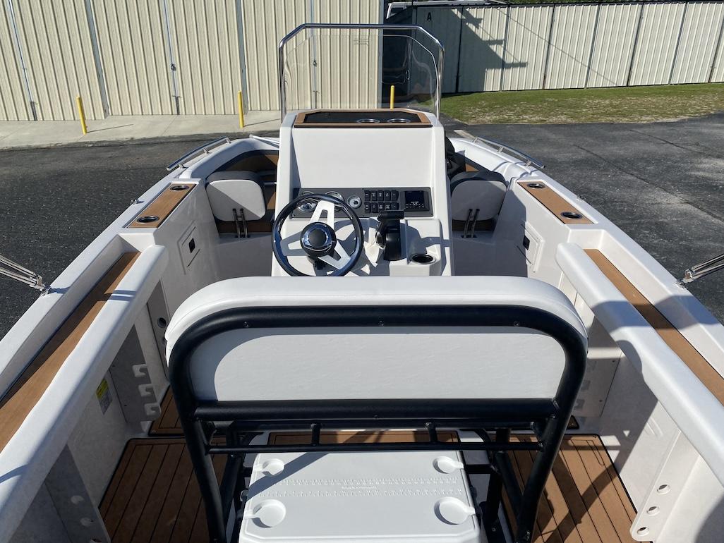 2024 Starcraft SVX 211 OB CC - 5