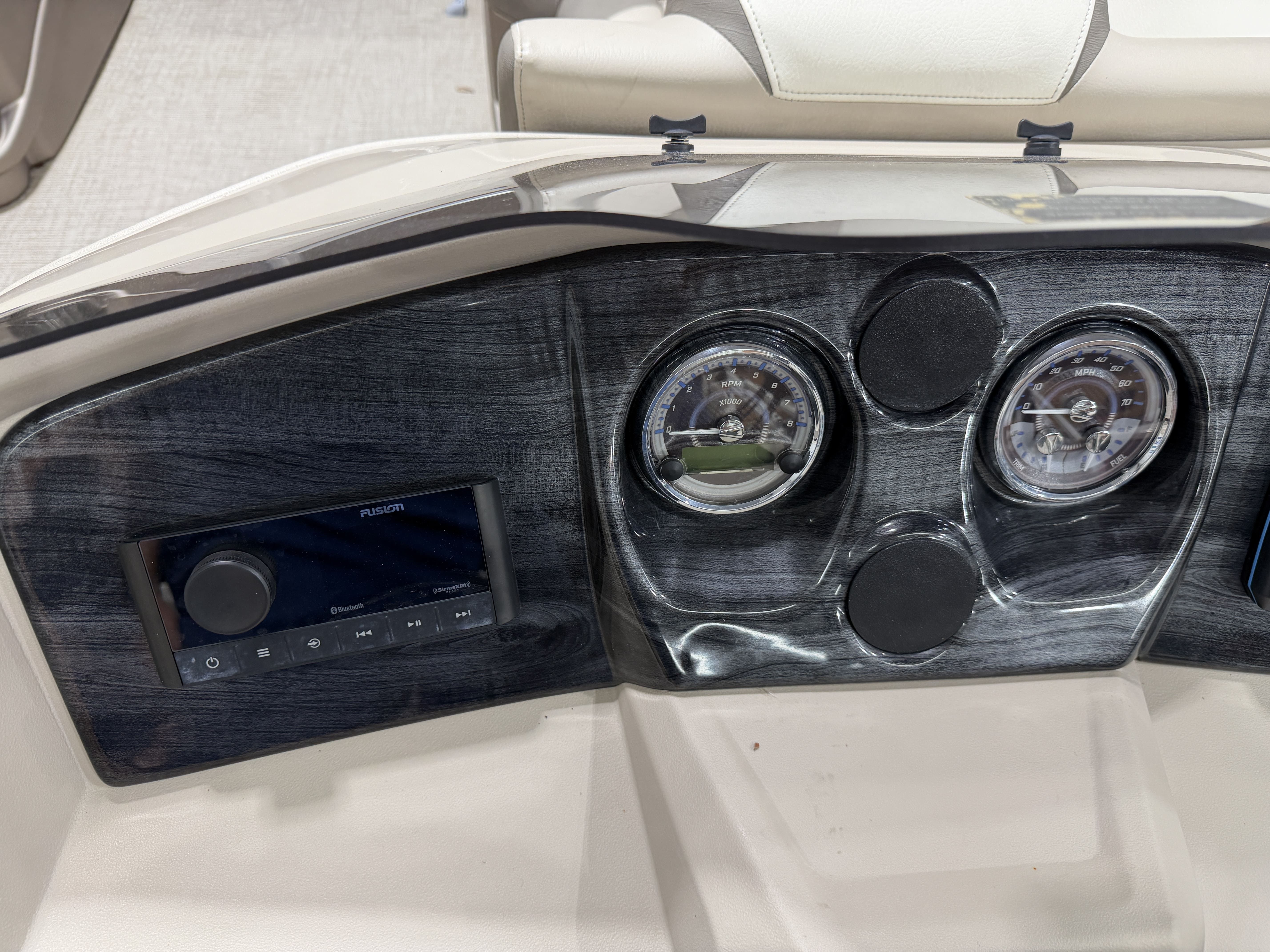 2024 Tahoe LTZ QL21T - 16