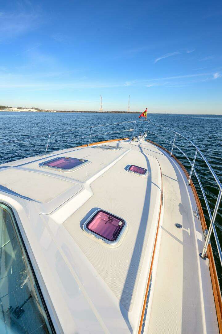 2009 Sabre 42 Hard Top Express - Image 12