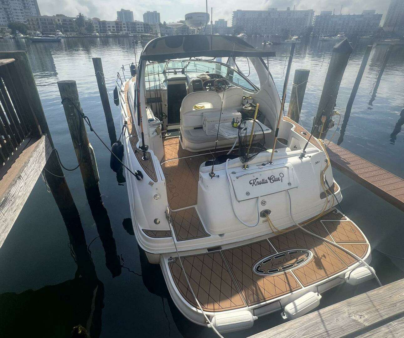 2002 Sea Ray 360 Sundancer - Image 4