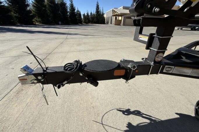 Trailer hitch of 2026 Nitro Z21 XL Pro on concrete surface.