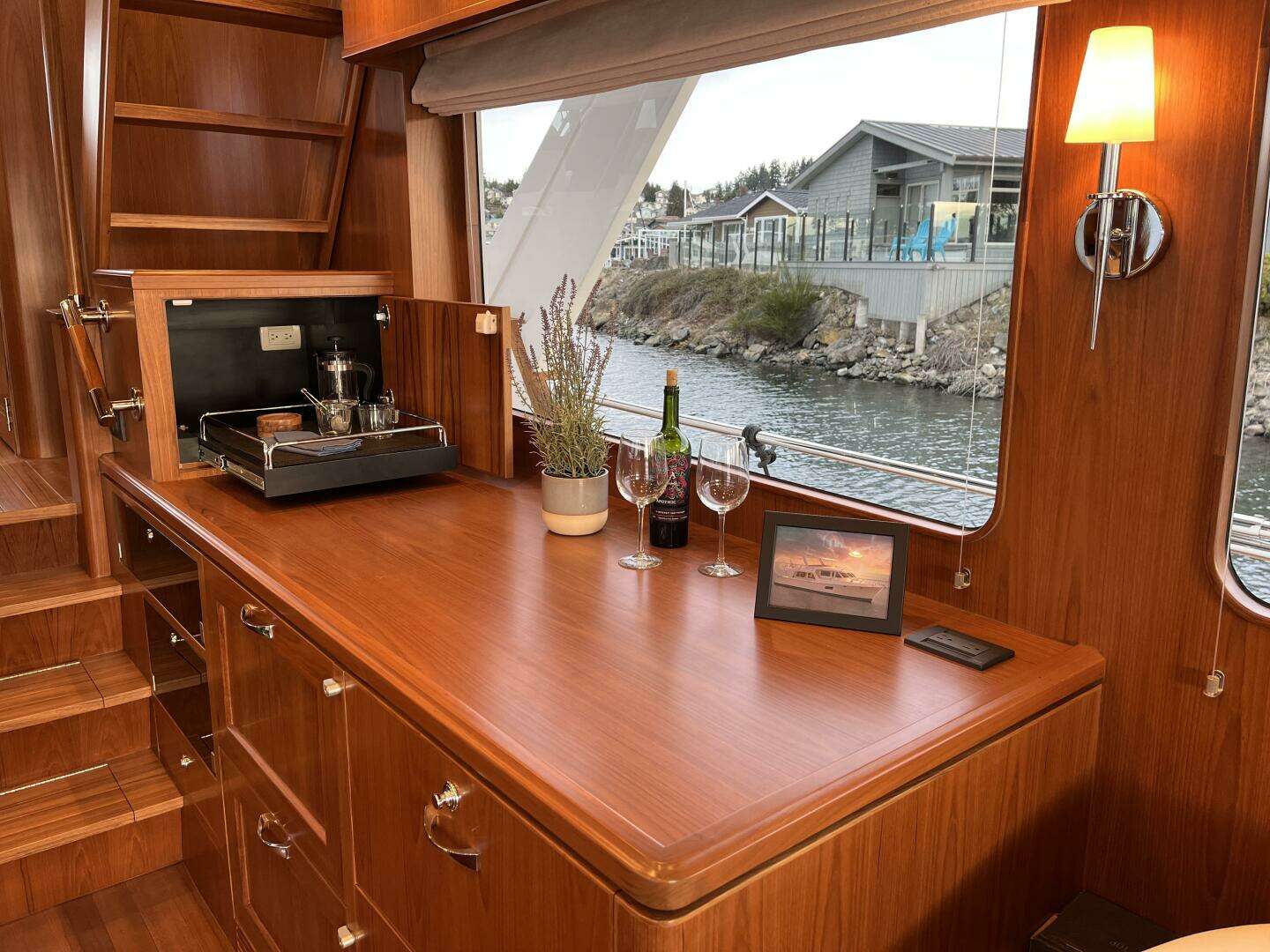 2023 Offshore Yachts ELV - Image 6