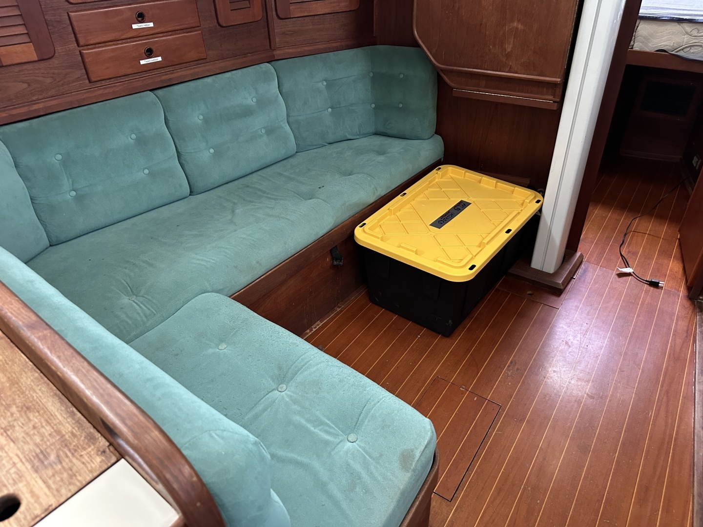 1991 Sabre 425 - Image 169