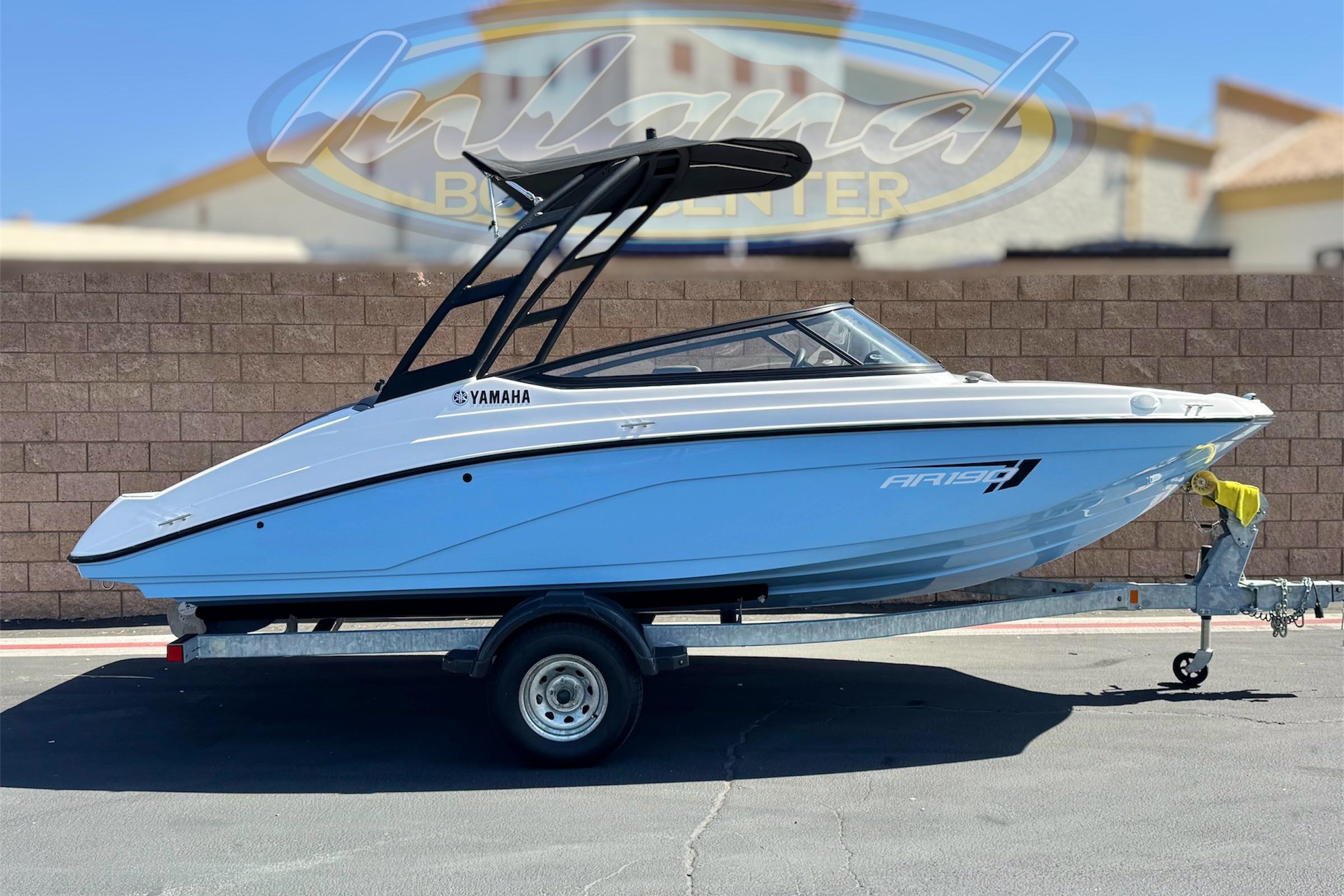 2025 Yamaha Boats AR190