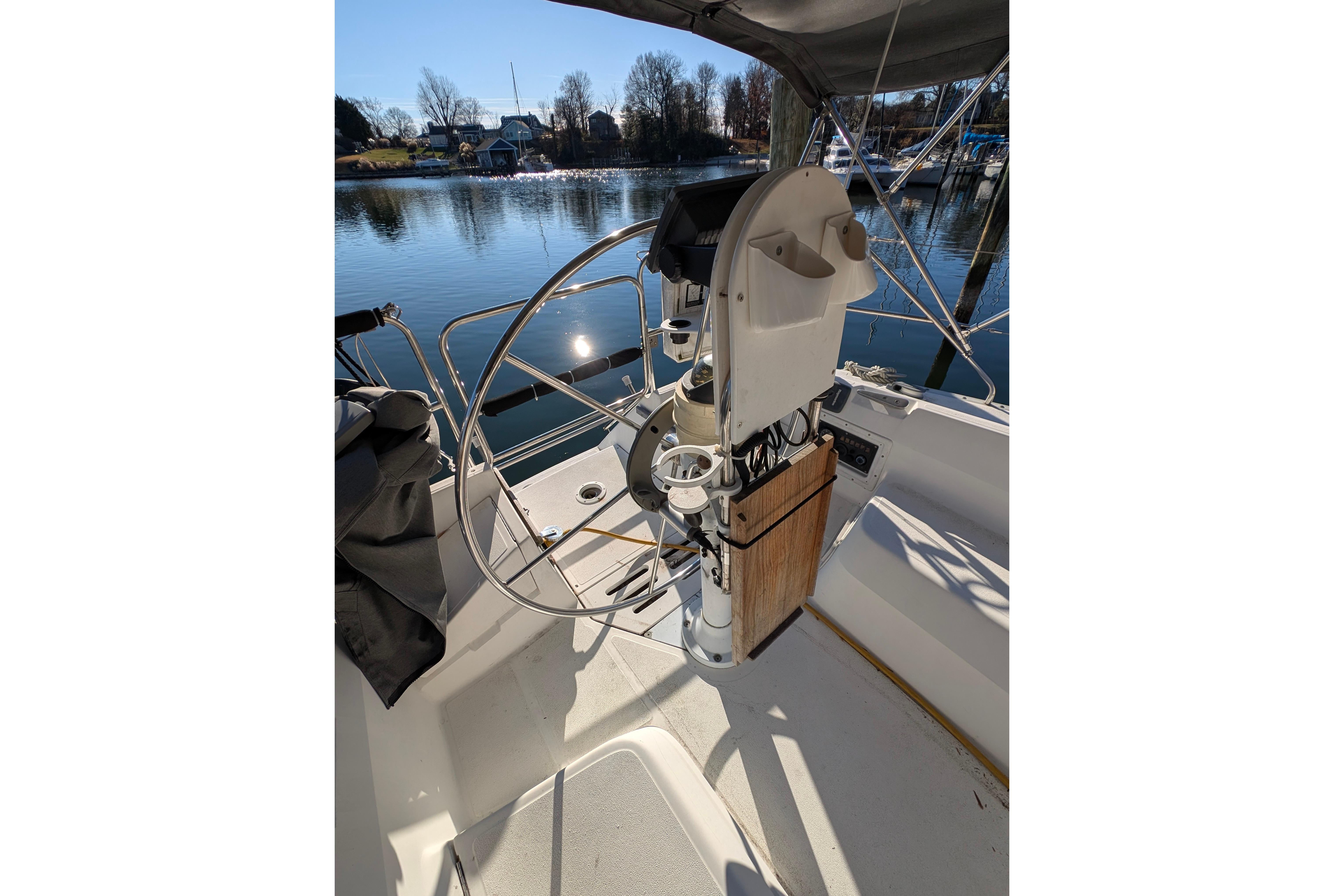1988 Hunter Legend 37 - 12
