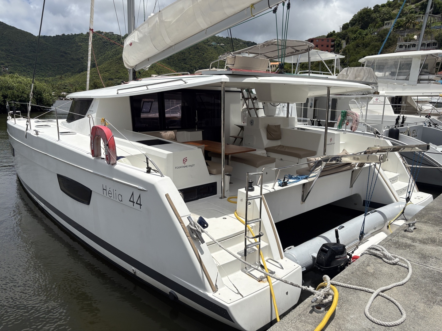 2017 Fountaine Pajot Helia 44 Evolution Oceanic Package - Image 3