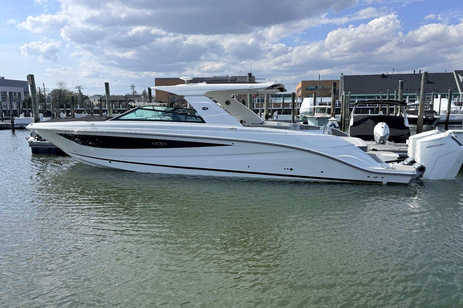 2026 Sea Ray SLX 400 Outboard
