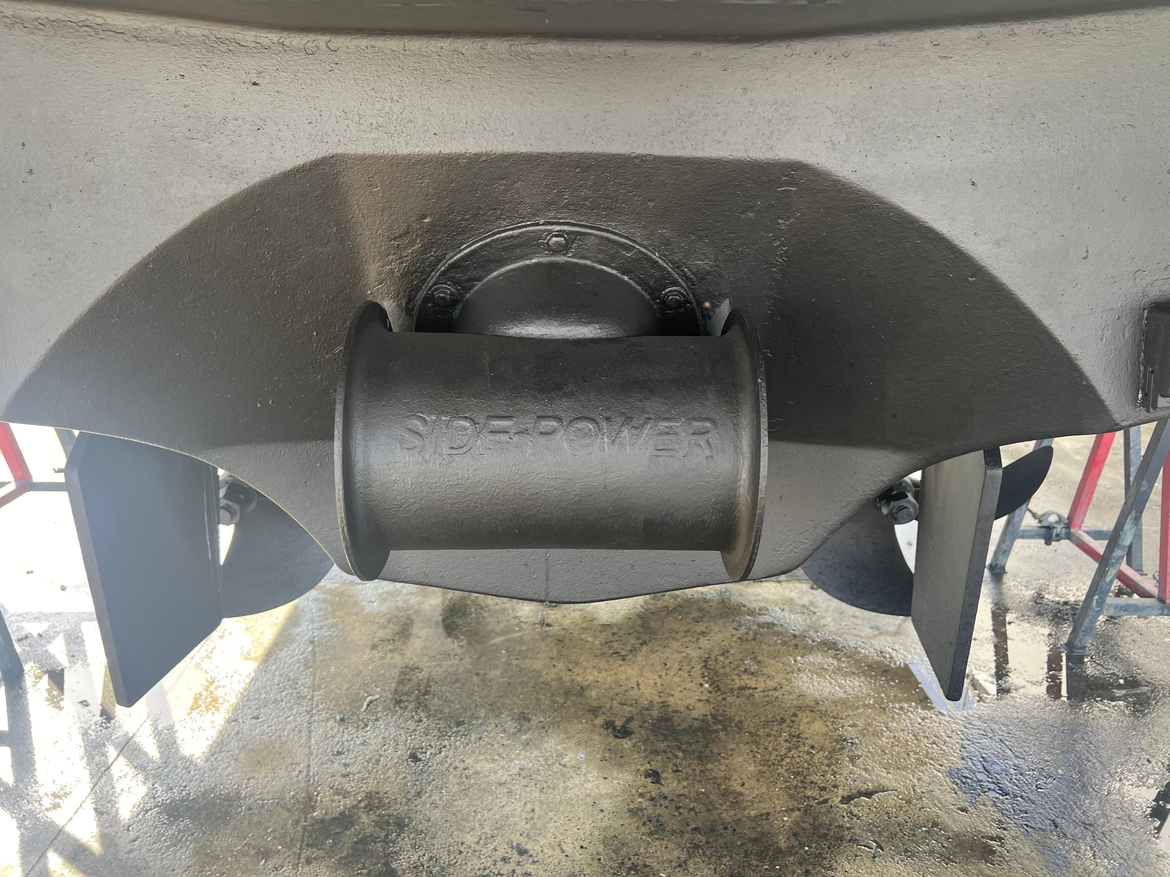2008 Riviera 4700 Sport Yacht thruster detail, showcasing Side-Power system.
