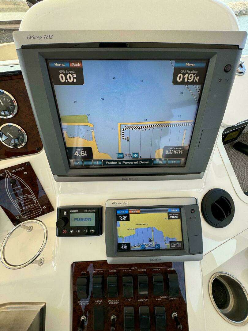 1998 Sea Ray 480 Sedan Bridge - Image 17