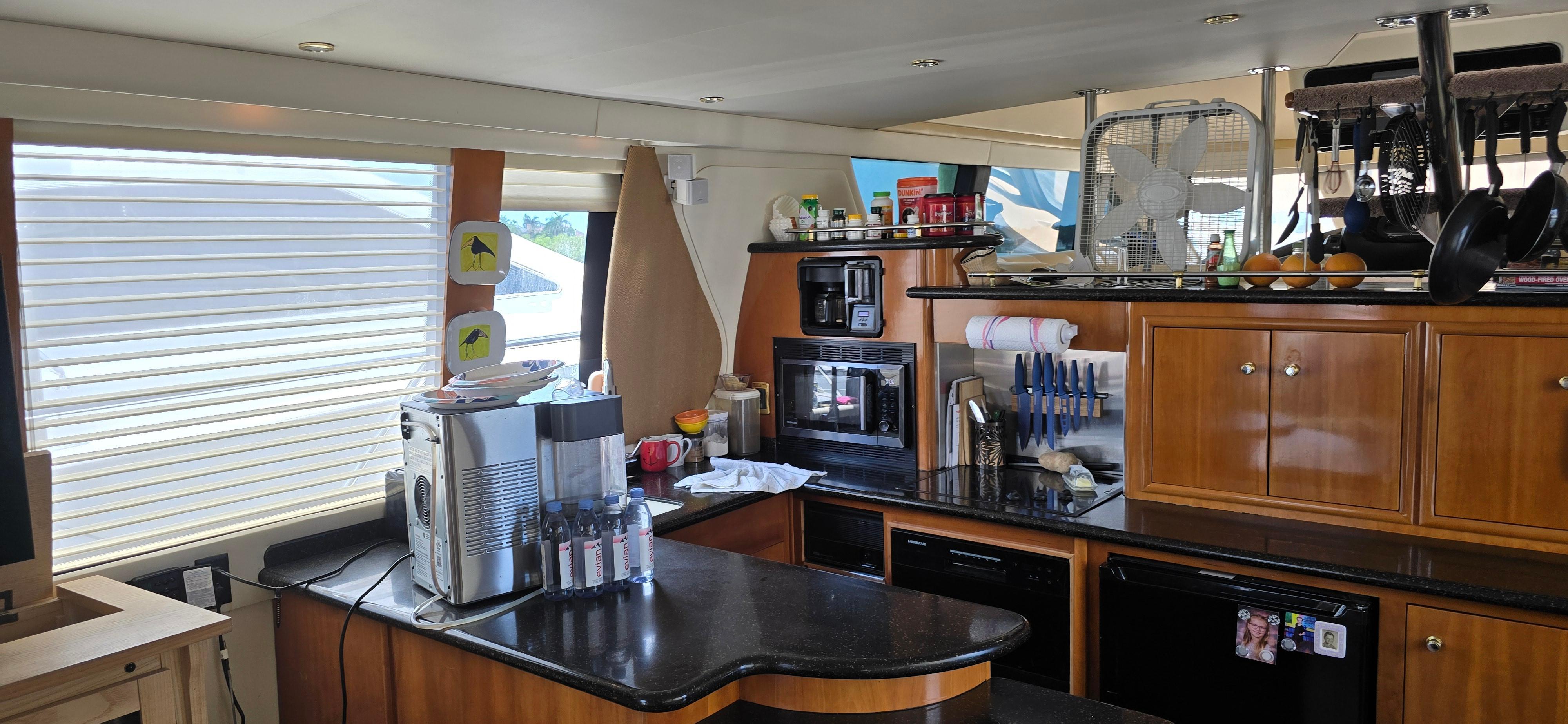 2002 Carver 570 Voyager Pilothouse - 10