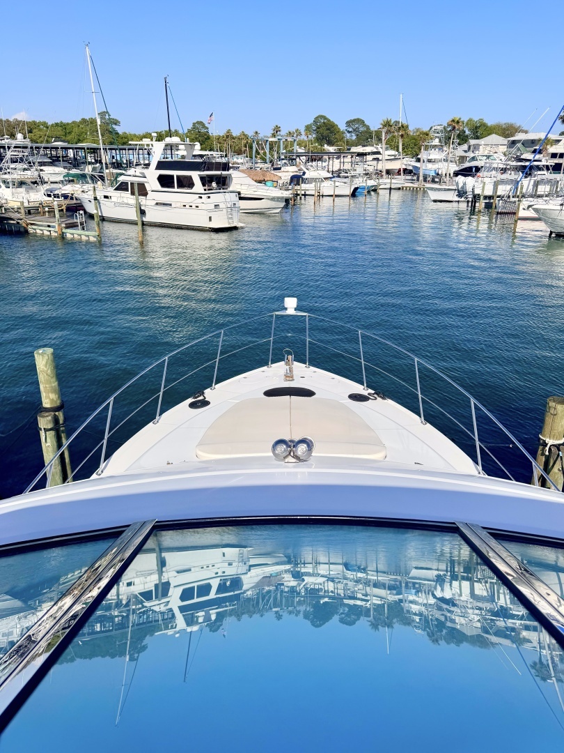 1998 Carver Voyager 530 - Image 19