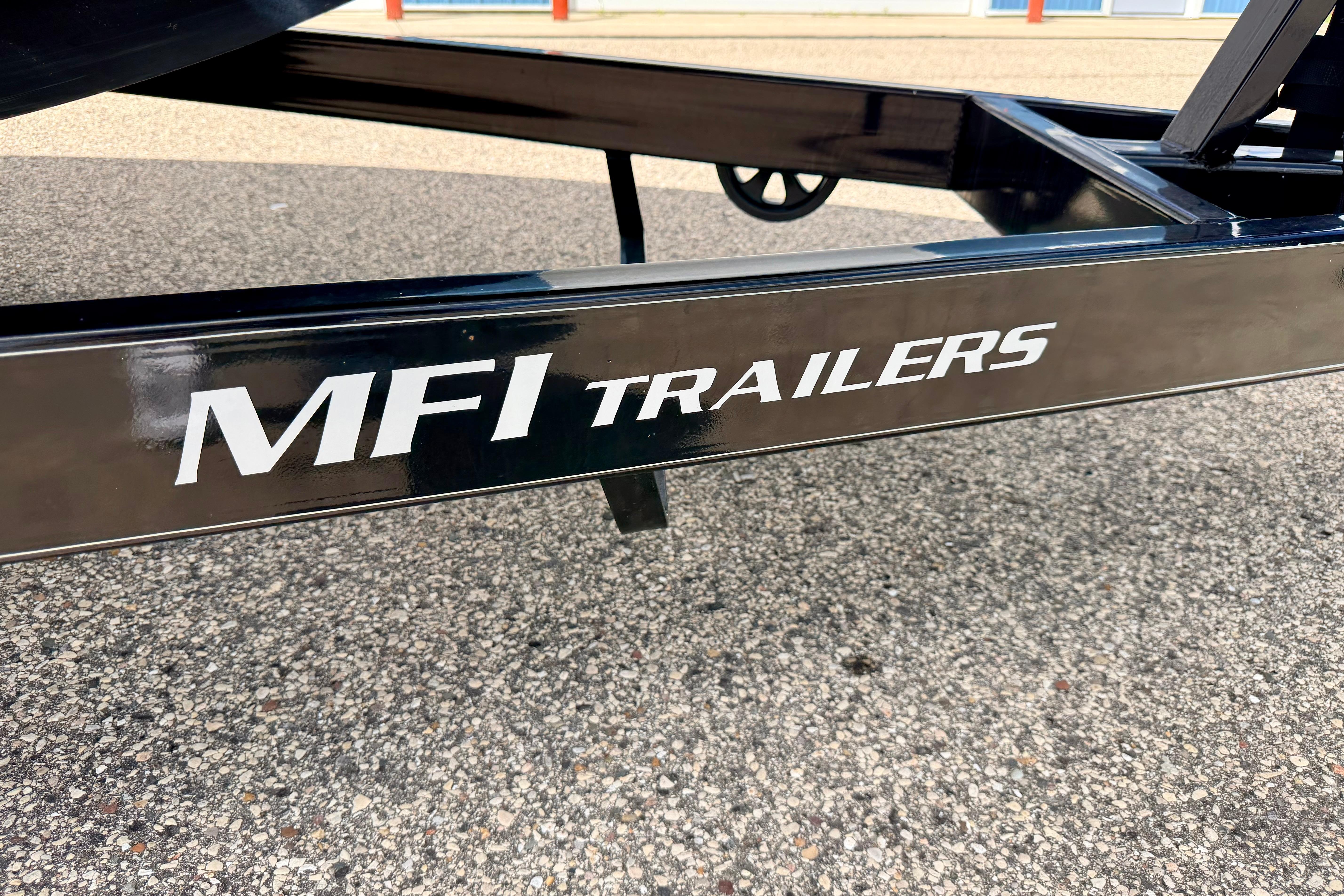 MFI Trailers logo on a black trailer frame, Chaparral Sunesta 264, 2015 model.