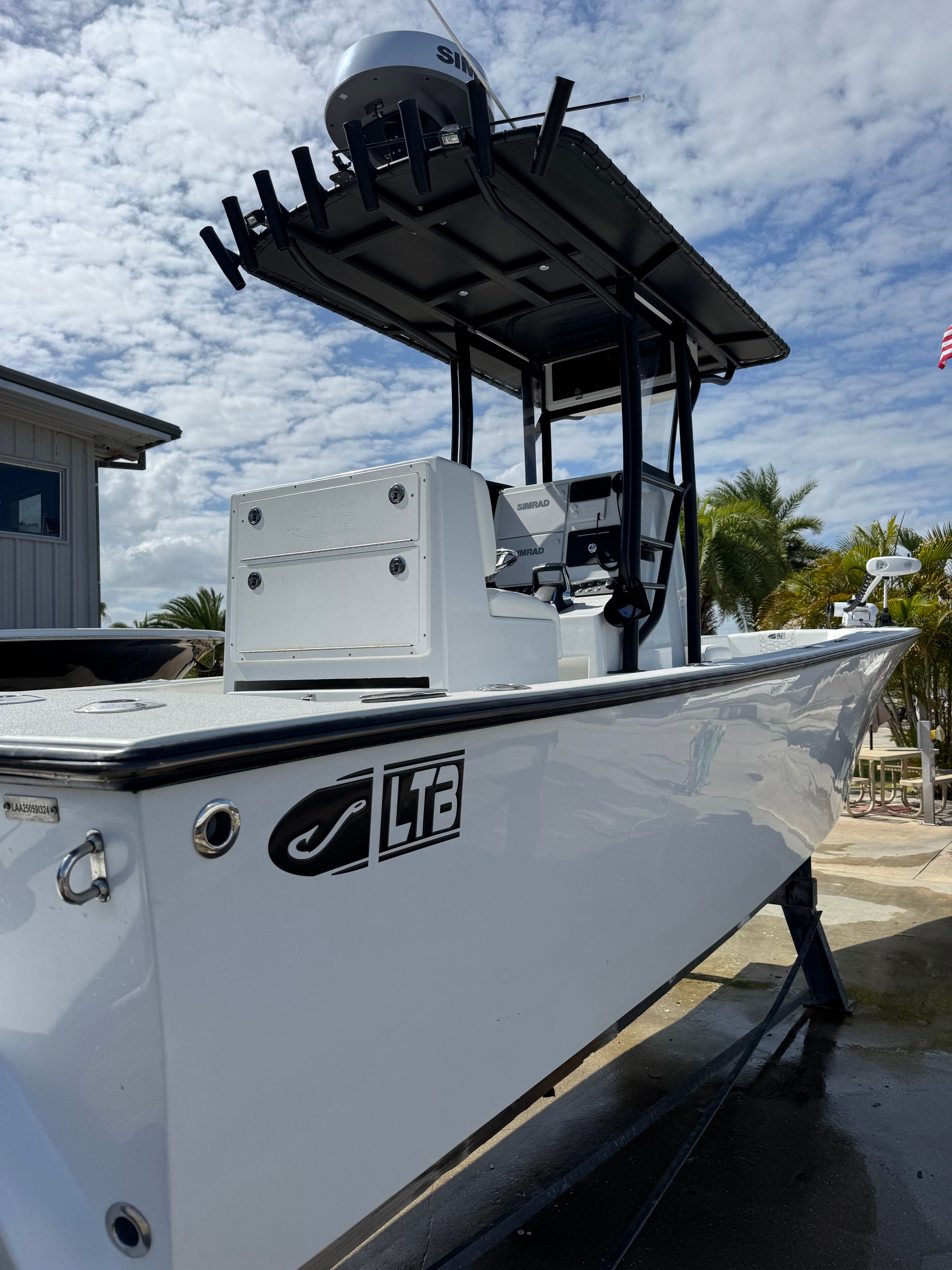 2024 Latitude Tournament Boats 25' CC on a trailer.