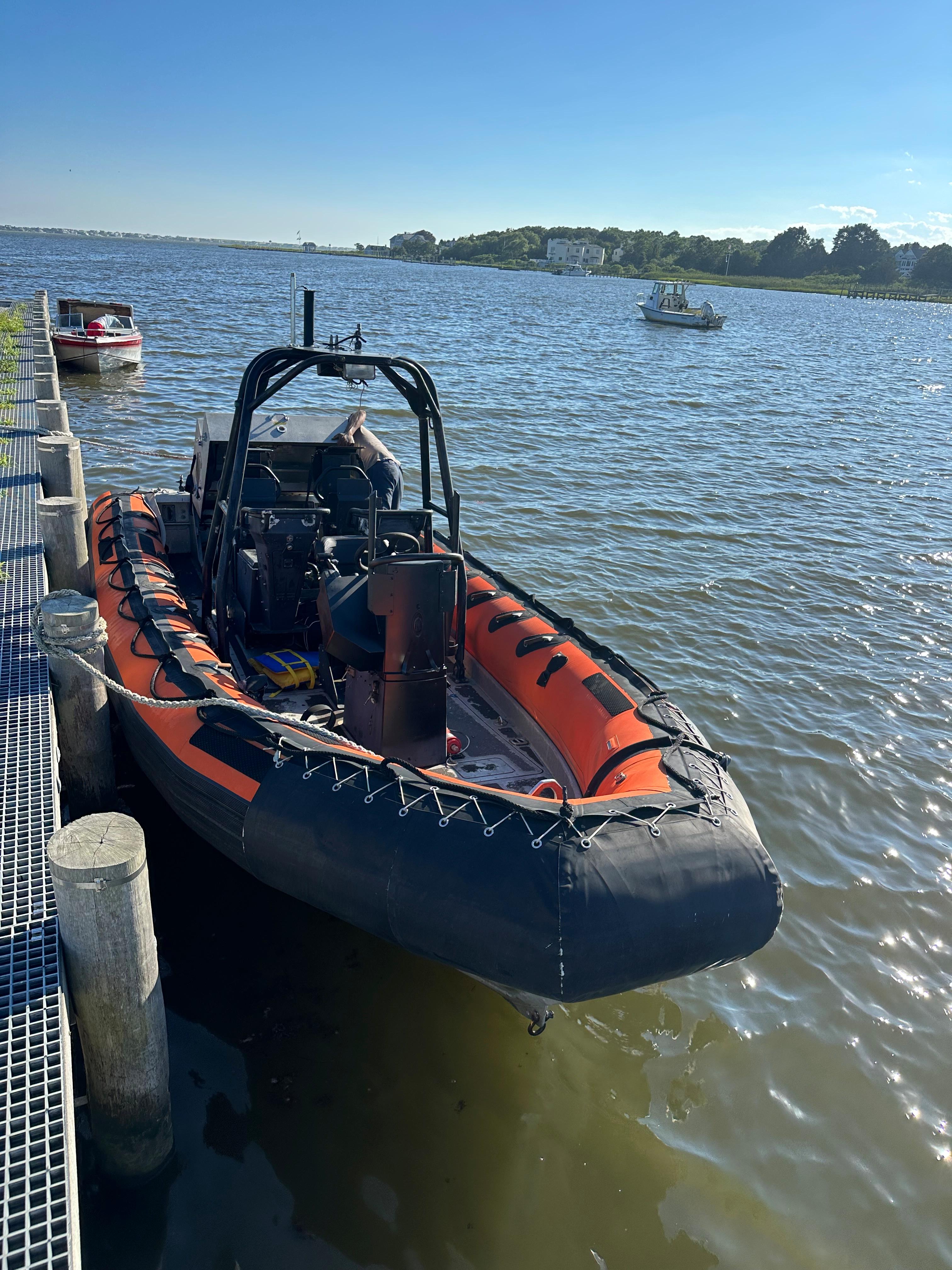 2008 Zodiac 240