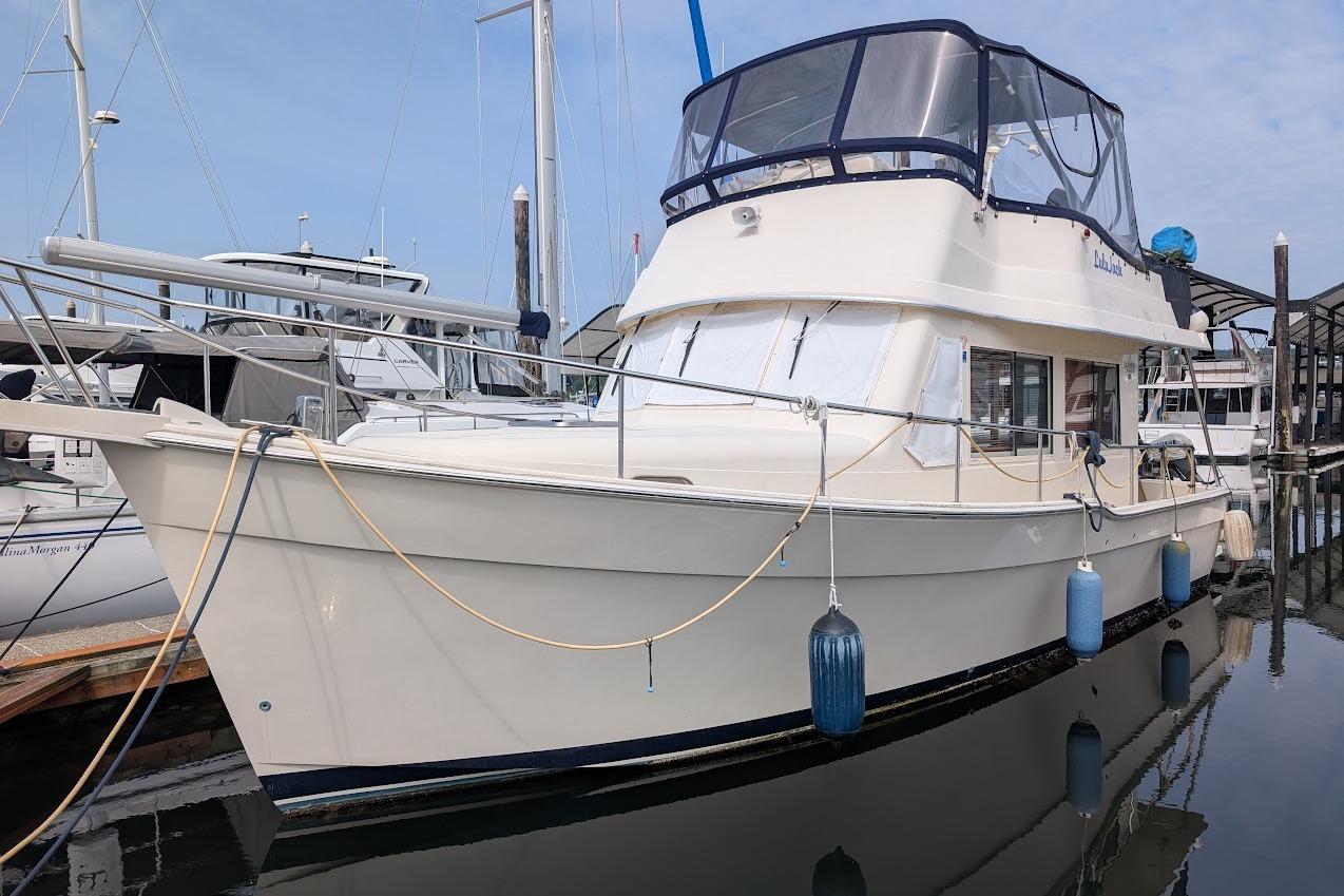 2008 Mainship 34 Trawler