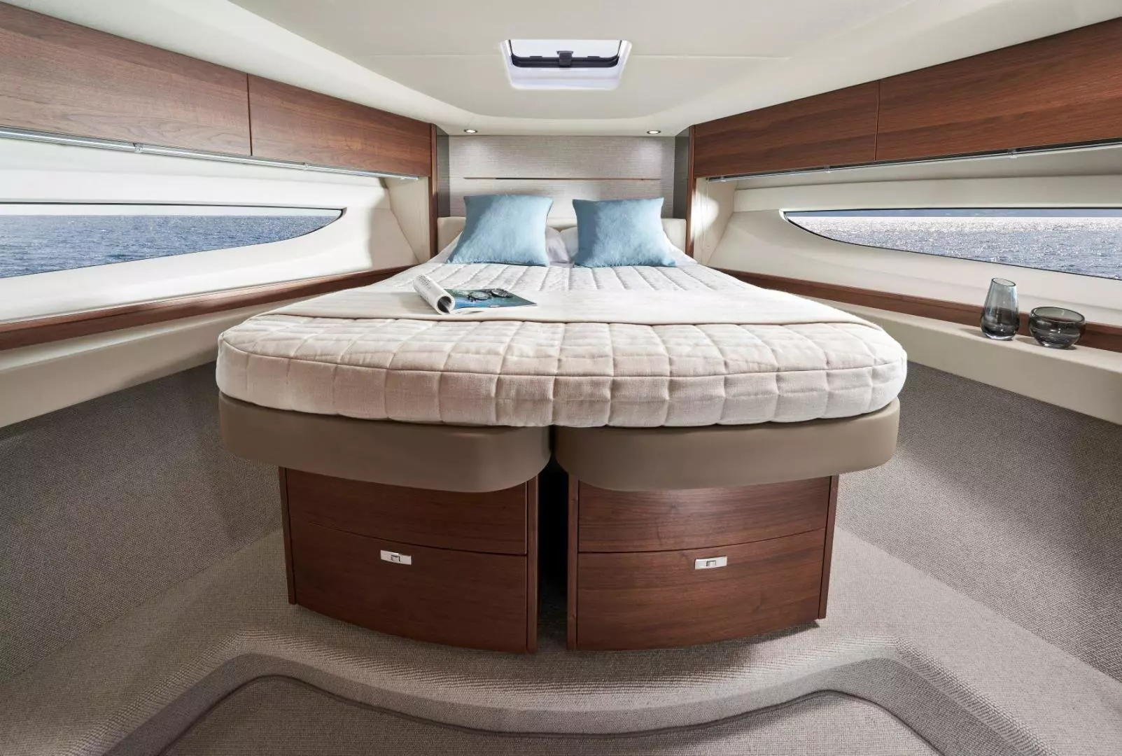 2026 Princess V50 Express - Image 15