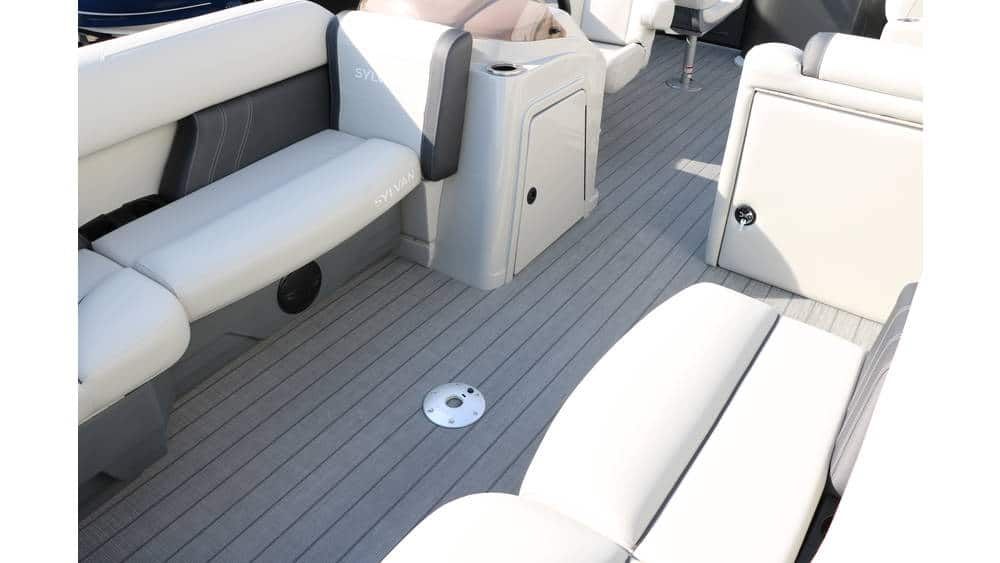 2025 Sylvan Mirage 820 Party Fish Premium - 4