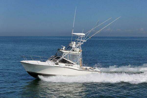 1999 Carolina Classic 28 Express