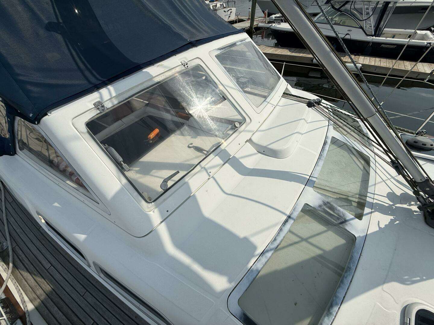 2003 Beneteau — - Image 15