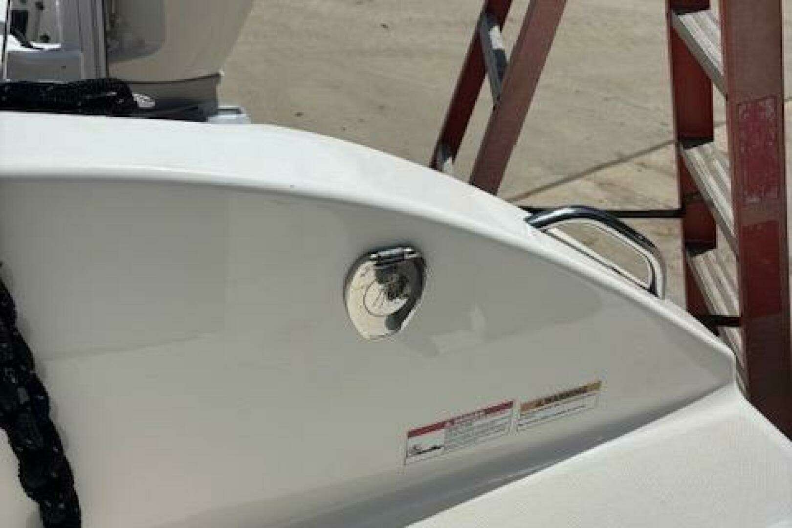 2018 Century 2600 Center Console - Image 39
