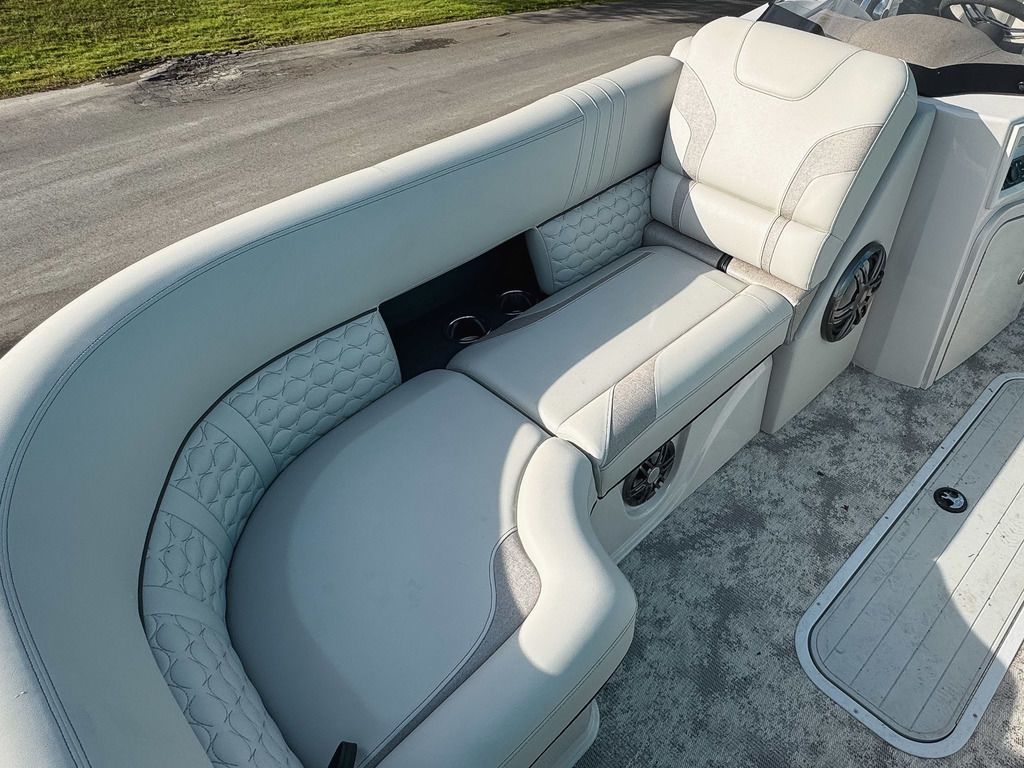 2023 Crest Caribbean LX 230 - 8