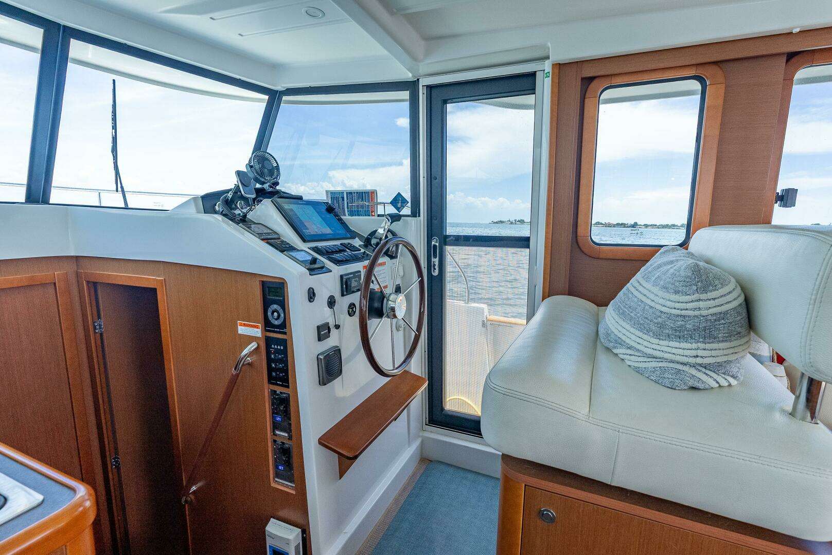 2015 Beneteau Swift Trawler 34 - Image 35
