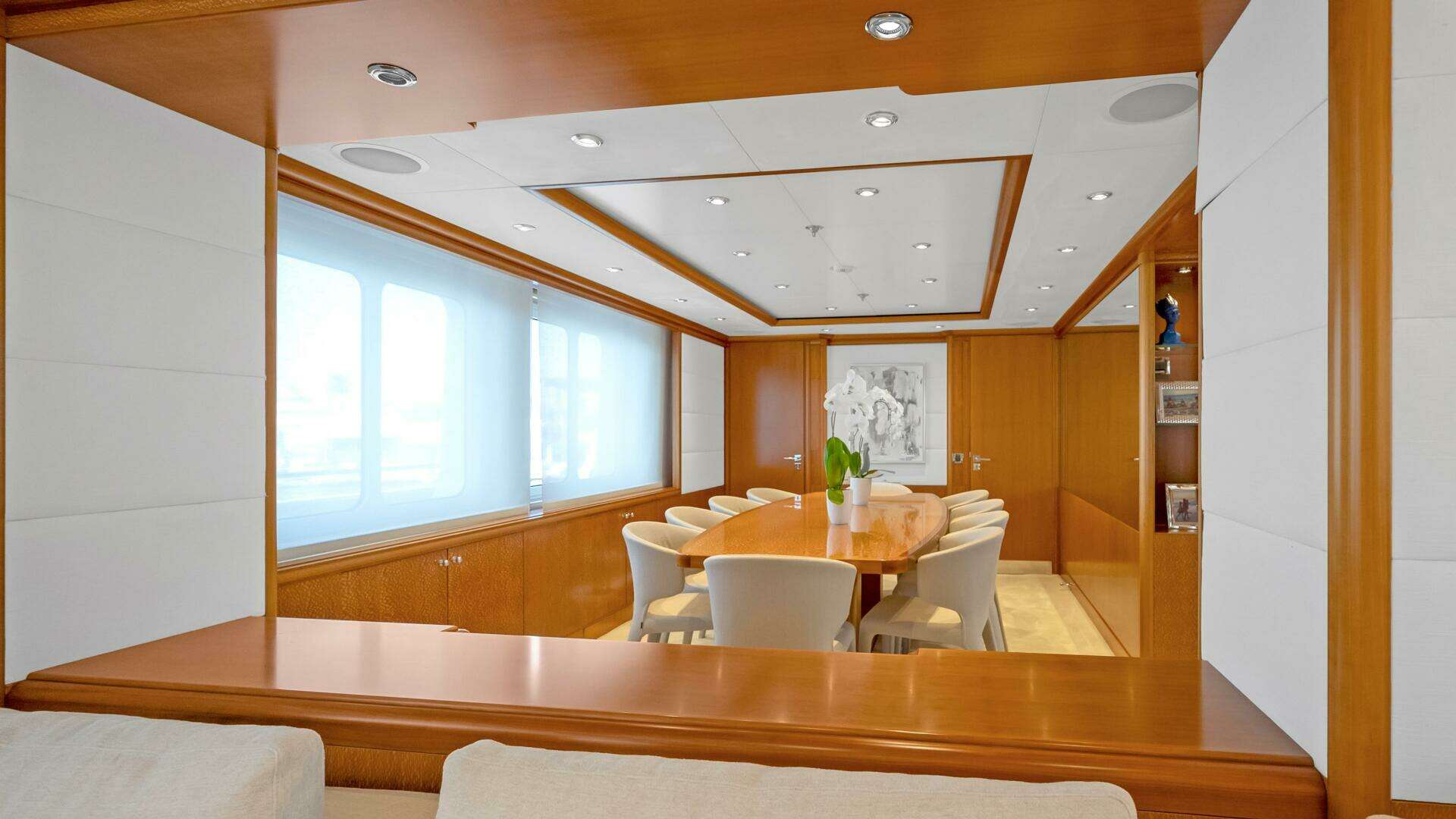 2003 Royal Denship Motor Yacht - Image 19