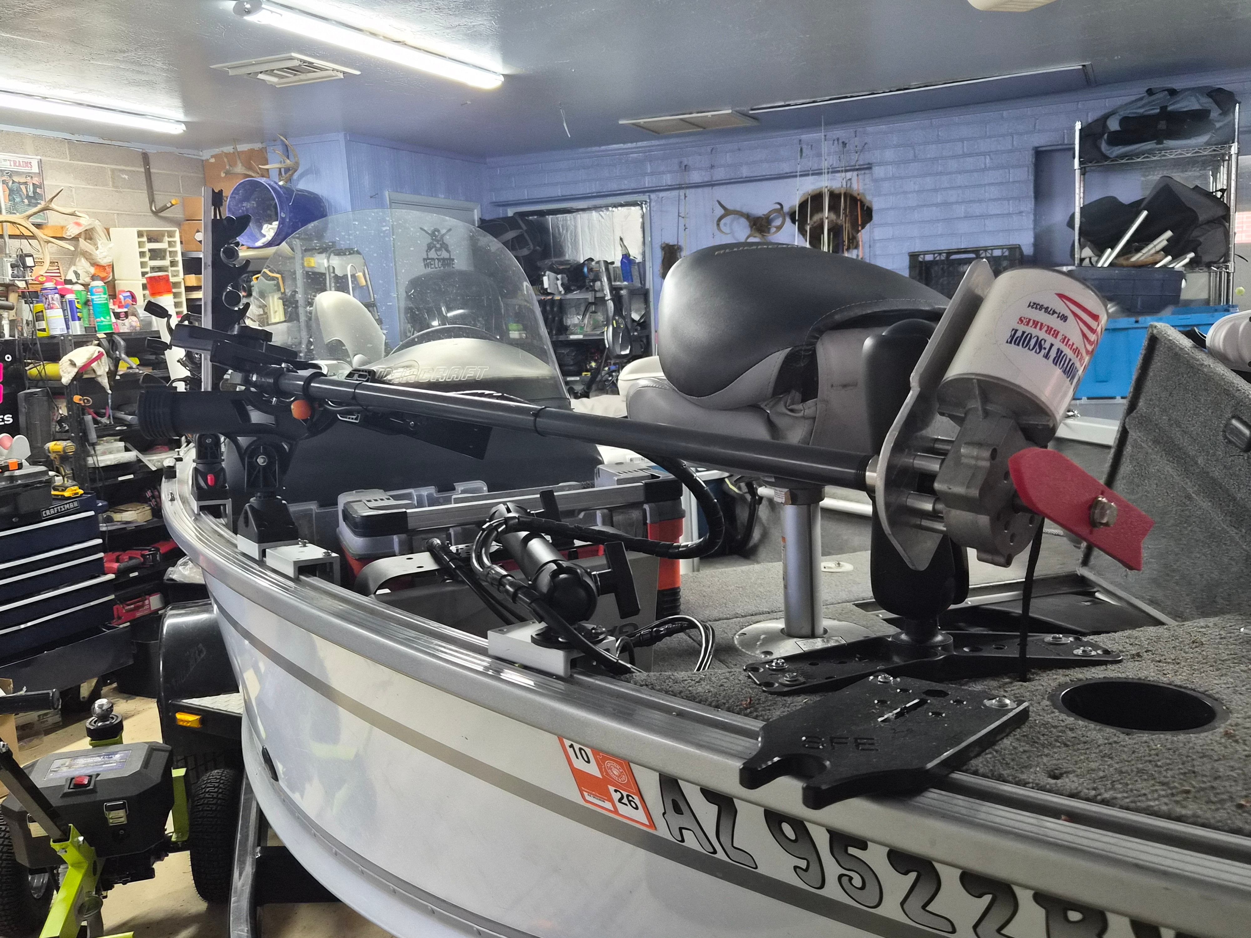 2017 Alumacraft Classic 165 - 16