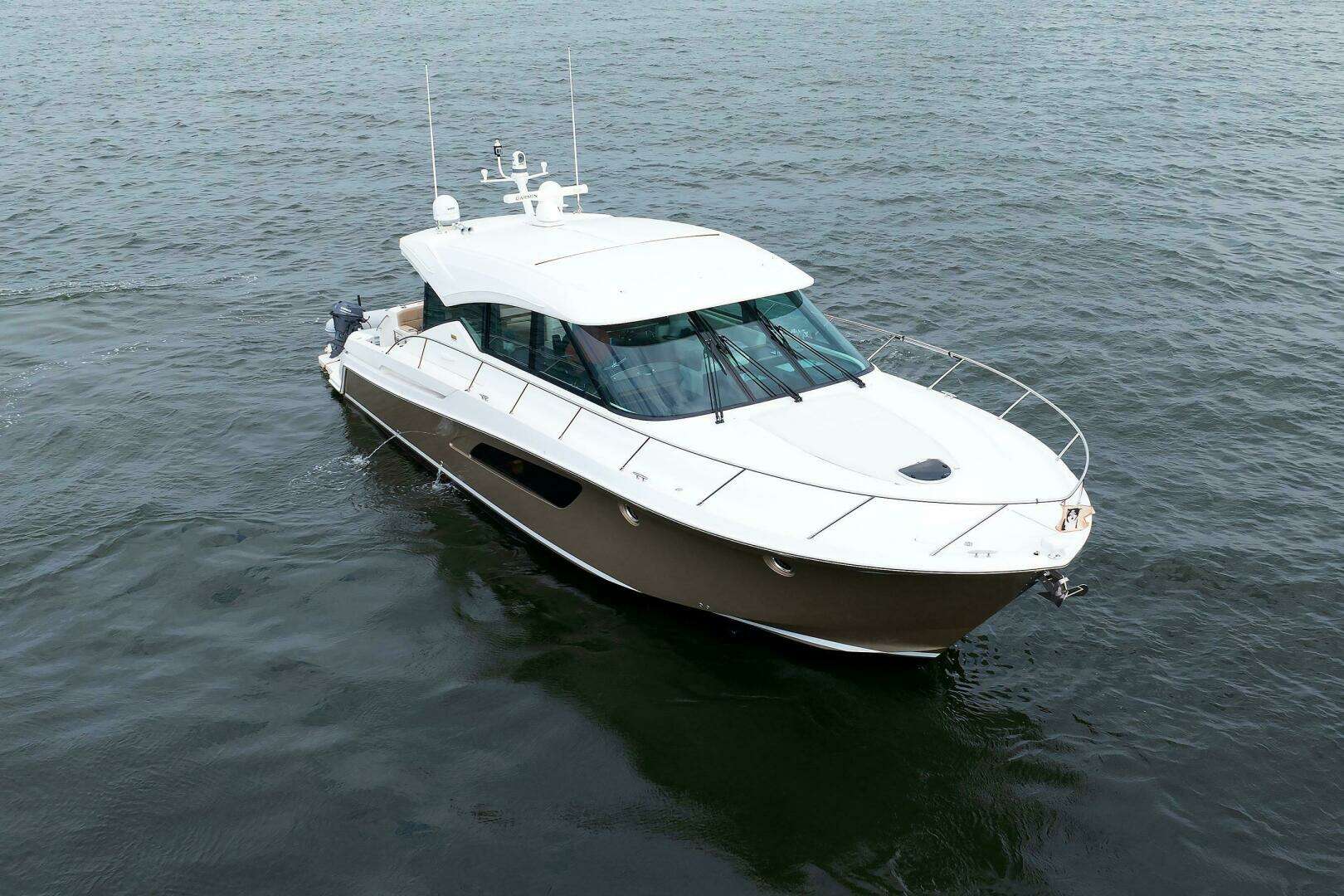 2014 Tiara Yachts 5000 Express - Image 49